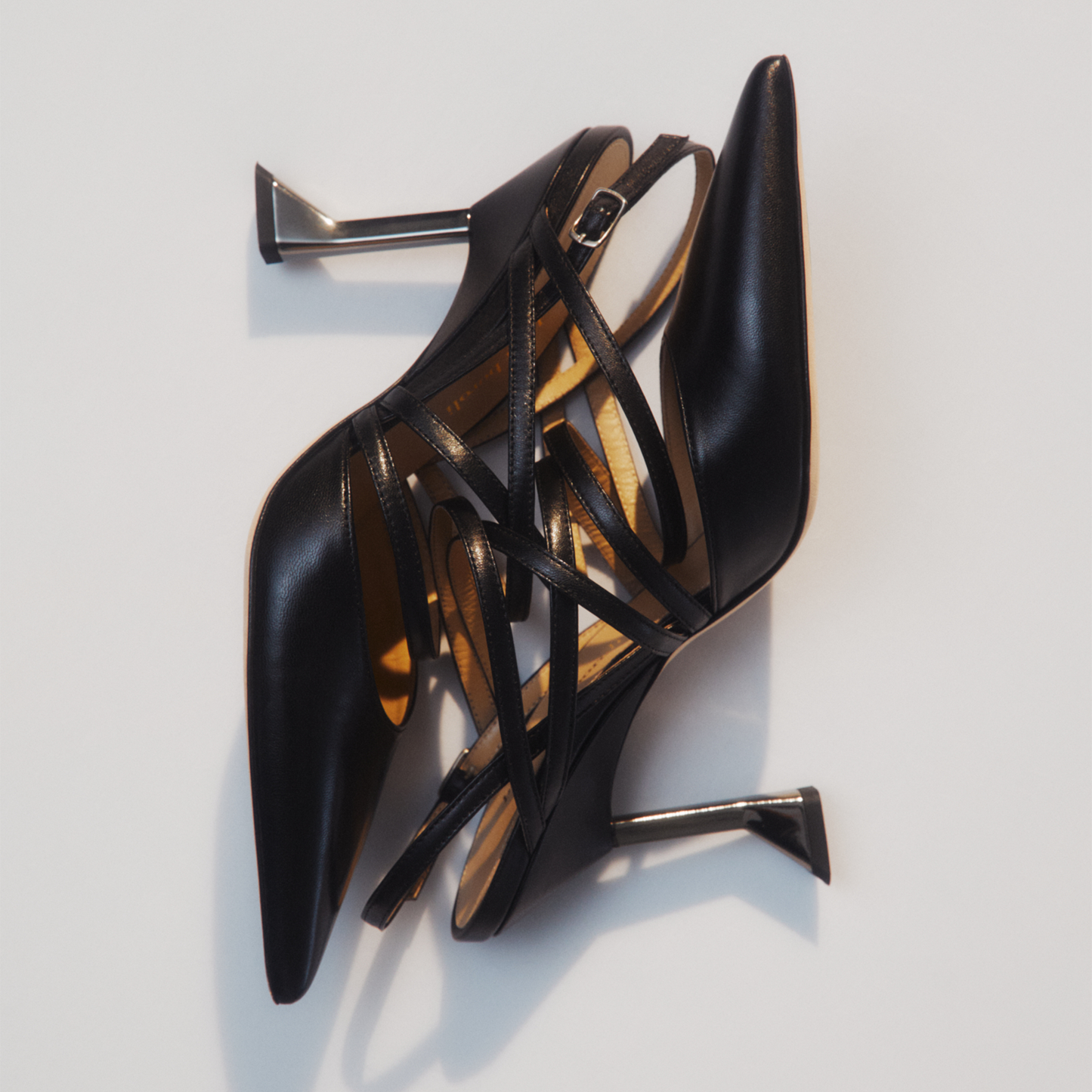 슬링백 몰리 블랙