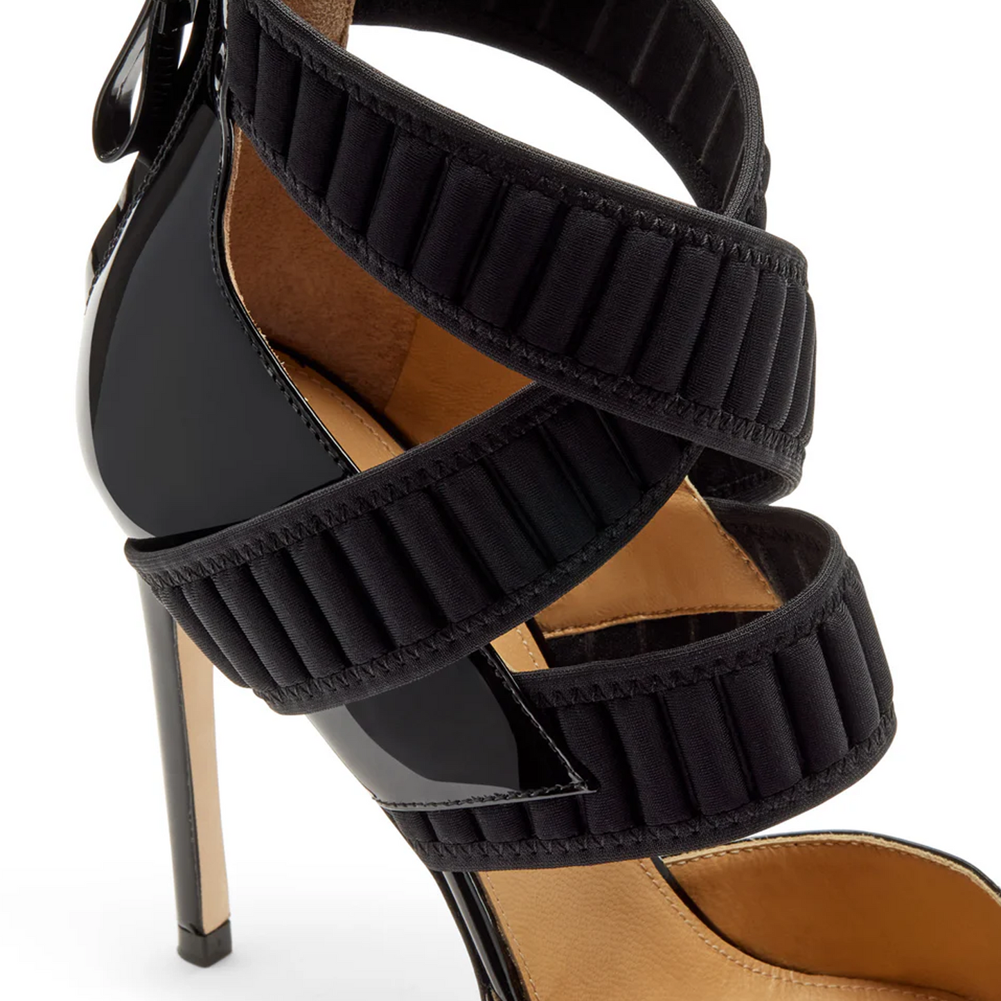 데콜레떼 스포르차 베르니체 네로