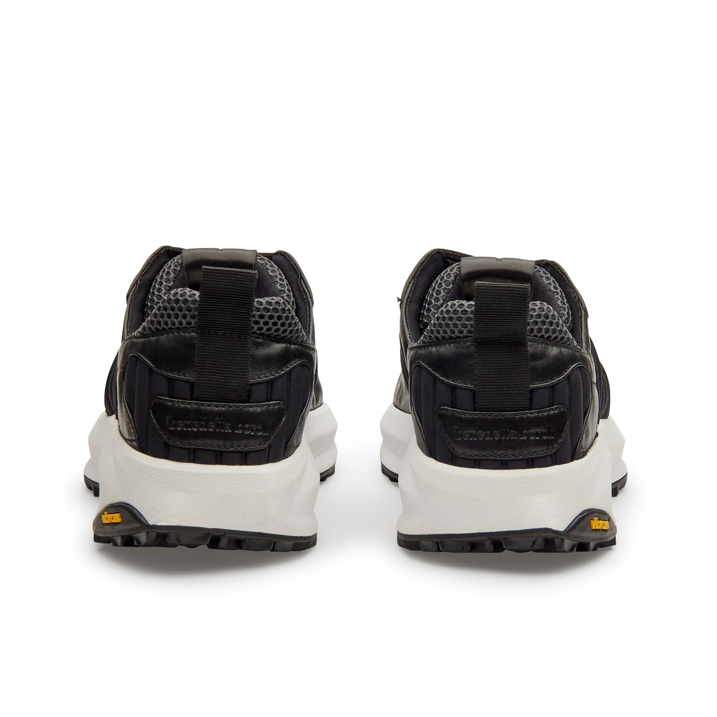 스니커즈 우리 네로