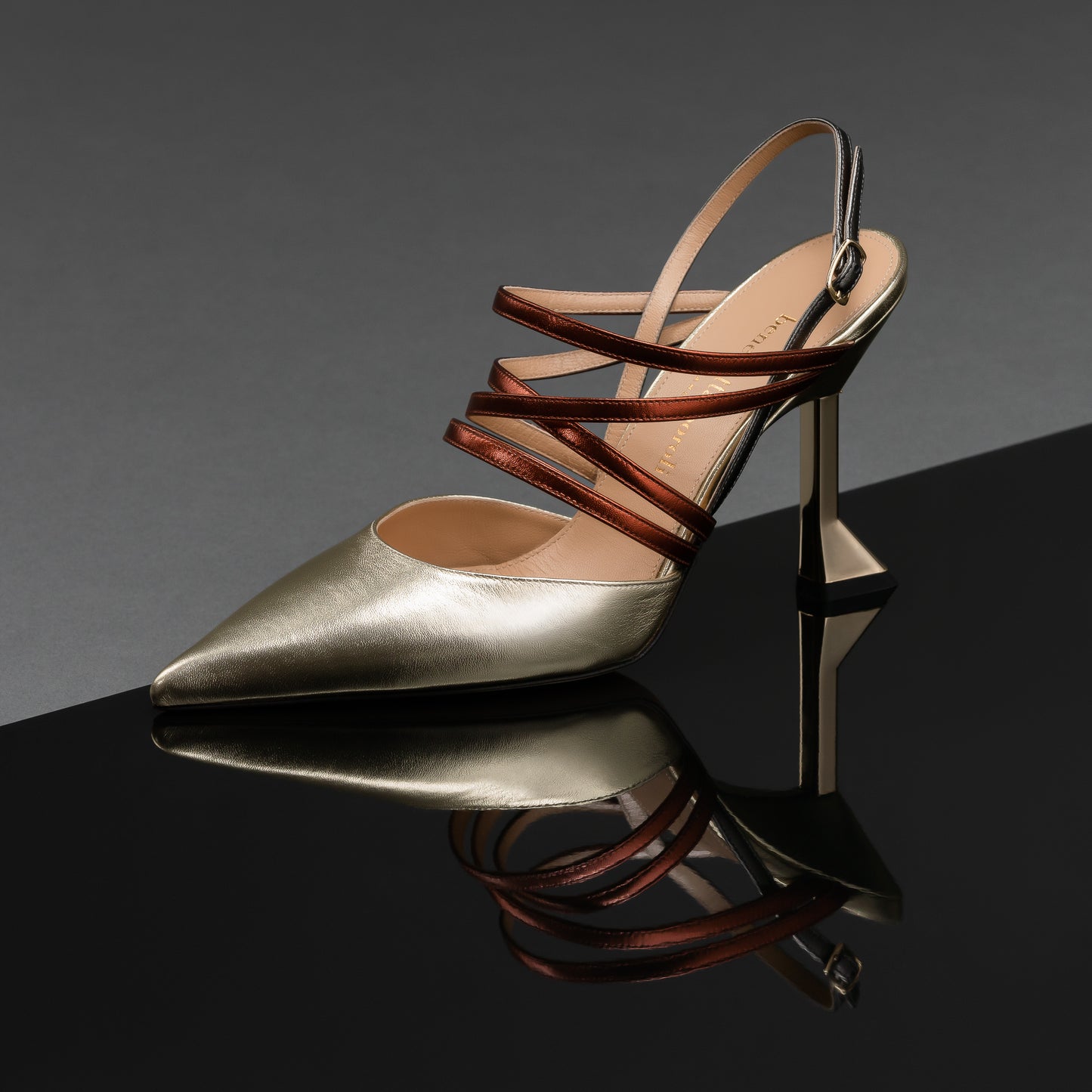 슬링백 몰리 골드