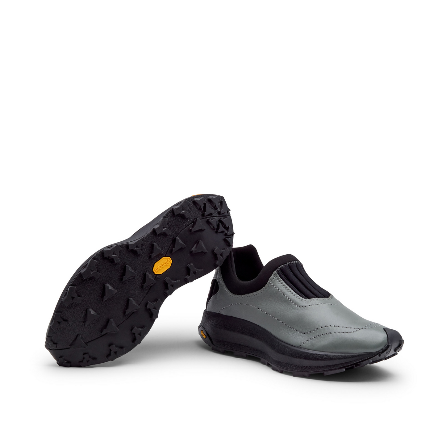 스니커 김 보르도