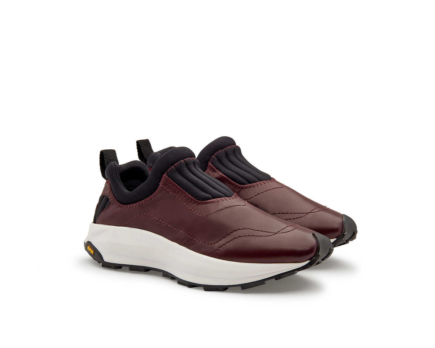 스니커 김 보르도