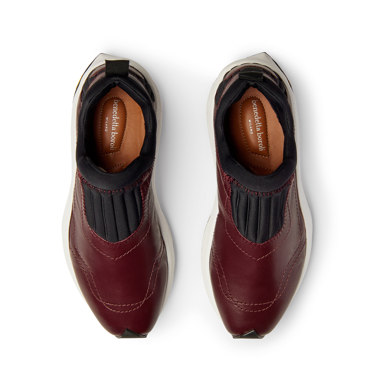 스니커 김 보르도