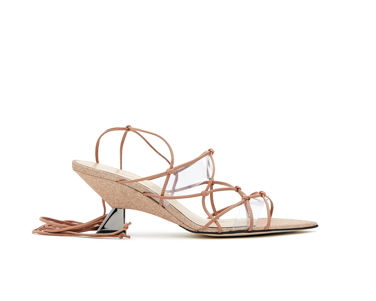 샌달로 올가 네스폴라