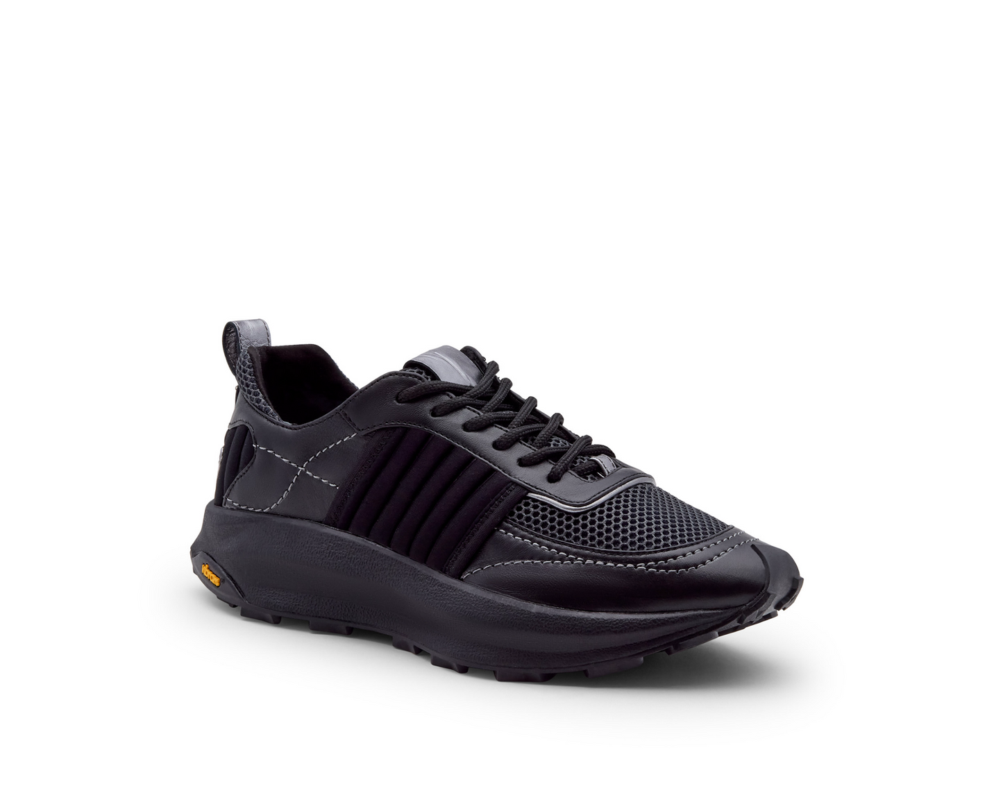 Uri All Black Sneaker