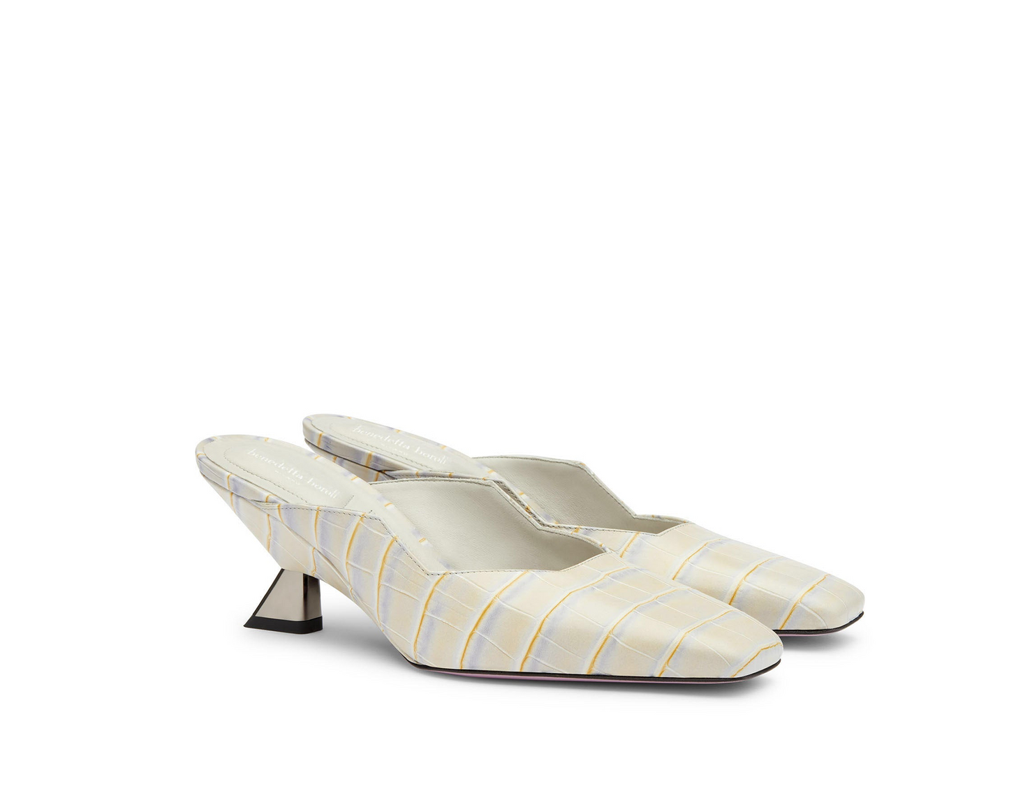 사보트 베라 아이리스