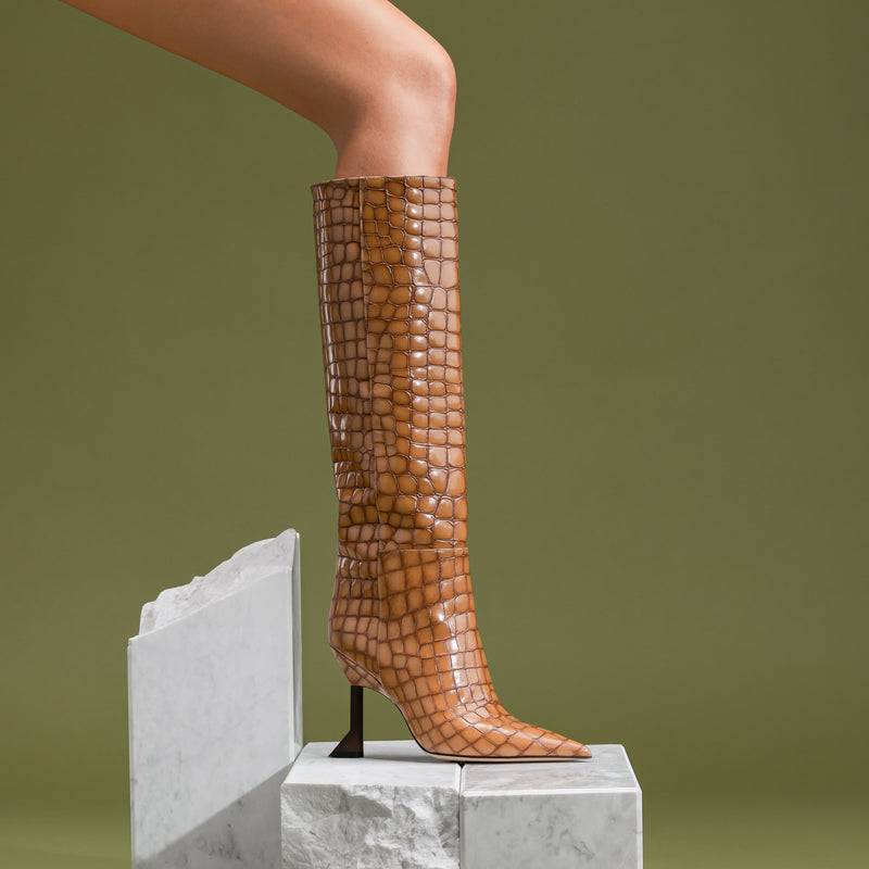 Boot Amber Cookie