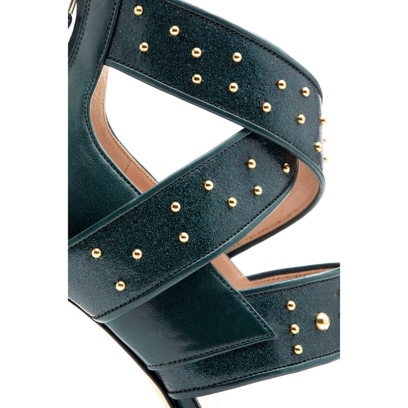 Pump Sforza Pavone with Studs